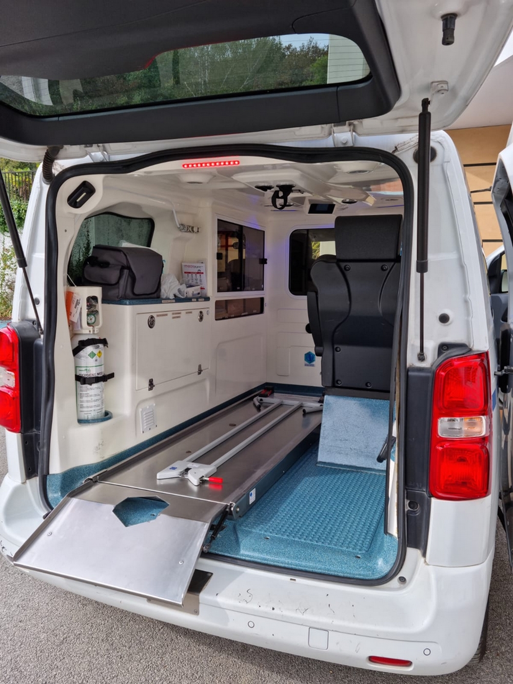 ambulance interieur 1000